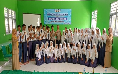 Polsek Ringinrejo Berikan Pembinaan dan Penyuluhan Anti-Bullying dan Pencegahan Child Grooming di SMP Negeri 1 Ringinrejo